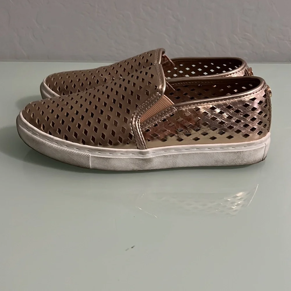 Steve Madden - Picture 4 of 9